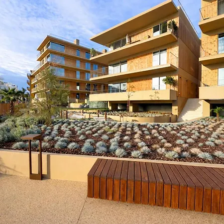 Horizon Beachfront - Pool View, Quarteira Апартаменты *