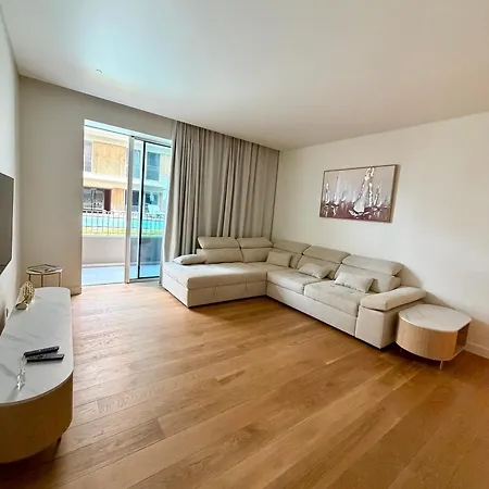 Апартаменты Horizon Beachfront - Pool View, Quarteira Bicas