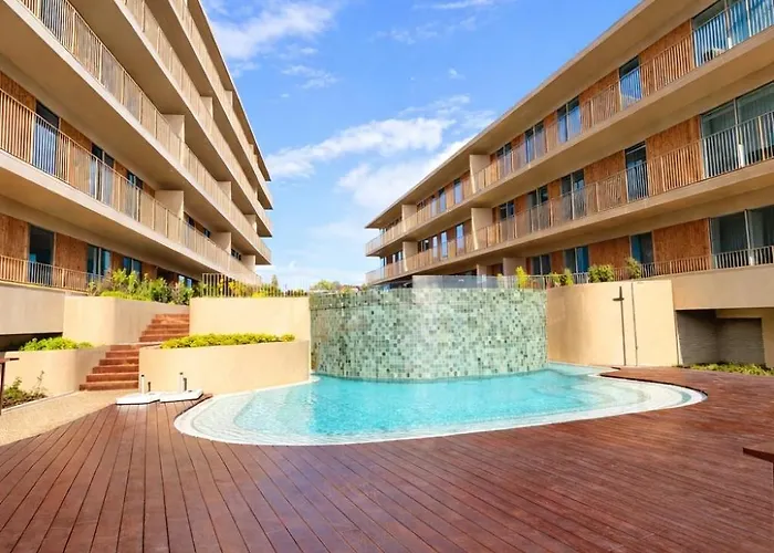 Horizon Beachfront - Pool View, Quarteira * Bicas