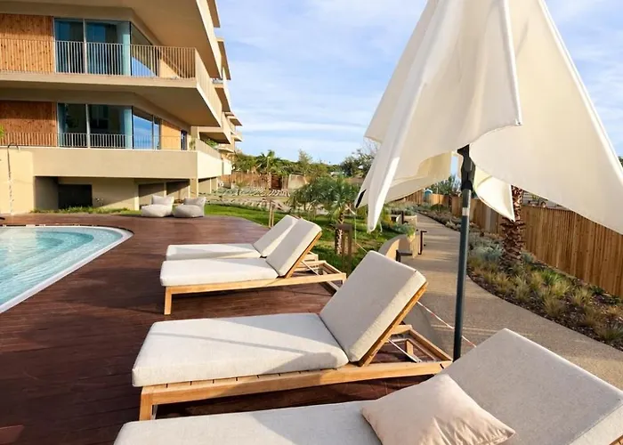 Apartment Horizon Beachfront - Pool View, Quarteira